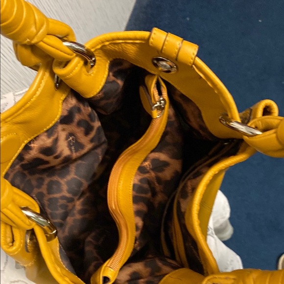 B Makowsky Durango Leather Hobo Shoulder Handbag Cheetah Print Mustard Tan Bag - Picture 15 of 16